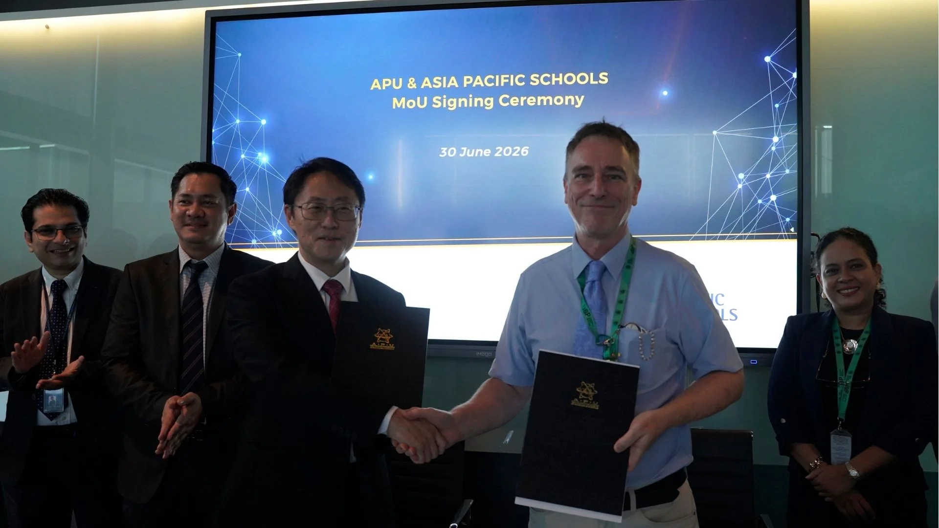 Bulding Bridges: Asia Pacific Schools and Asia Pacific University Sign Landmark MOU