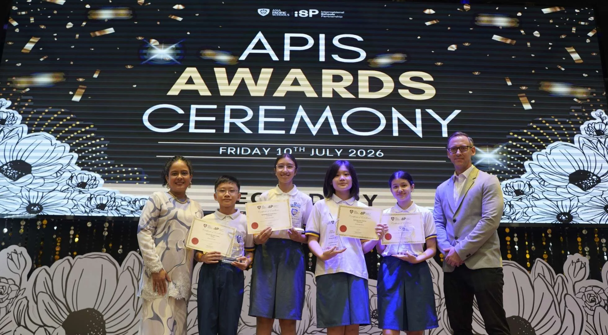 APIS Honours Outstanding Achievements at Annual Awards Day