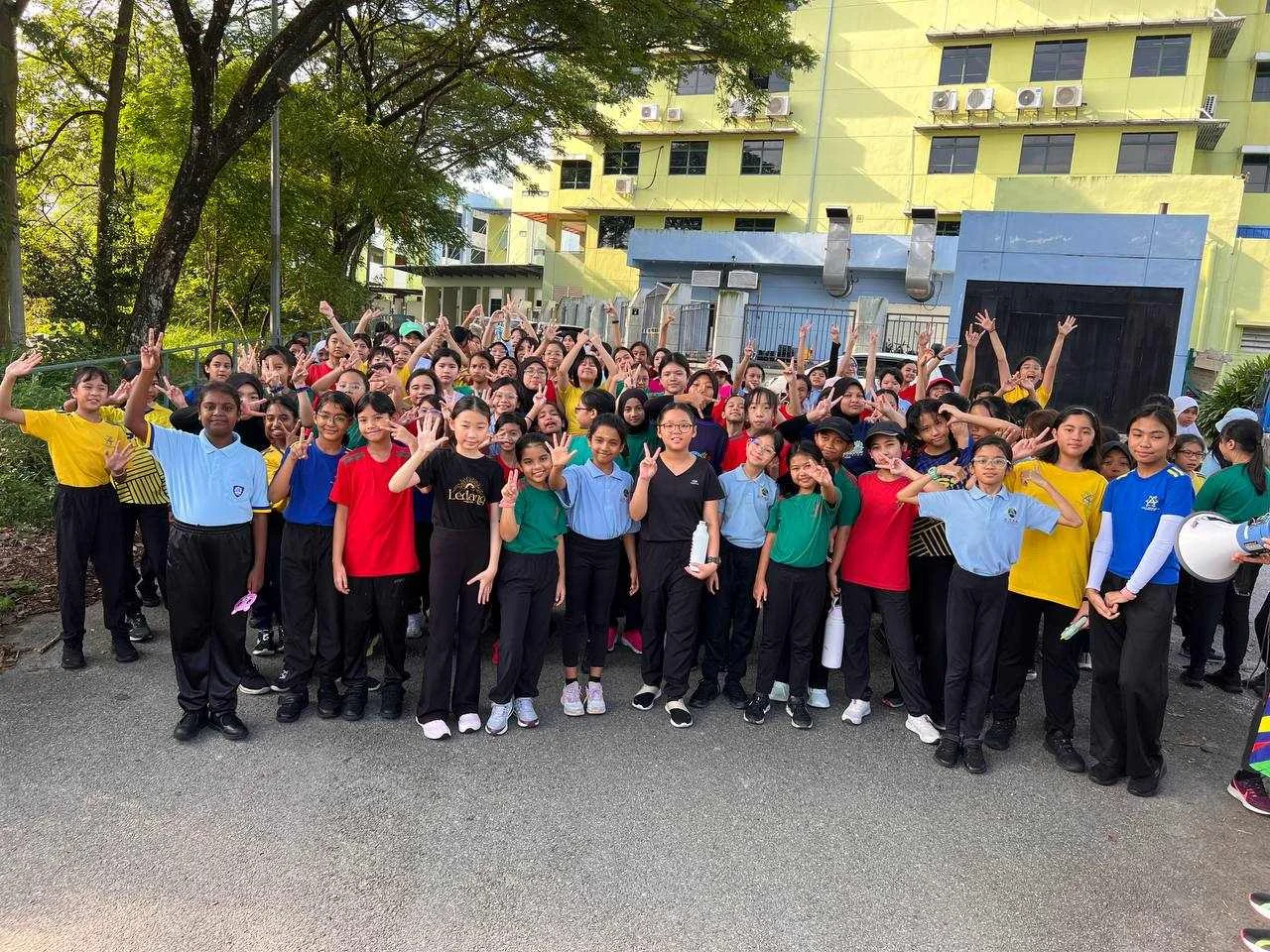 APSS upper primary students excel in 3KM road run challenge