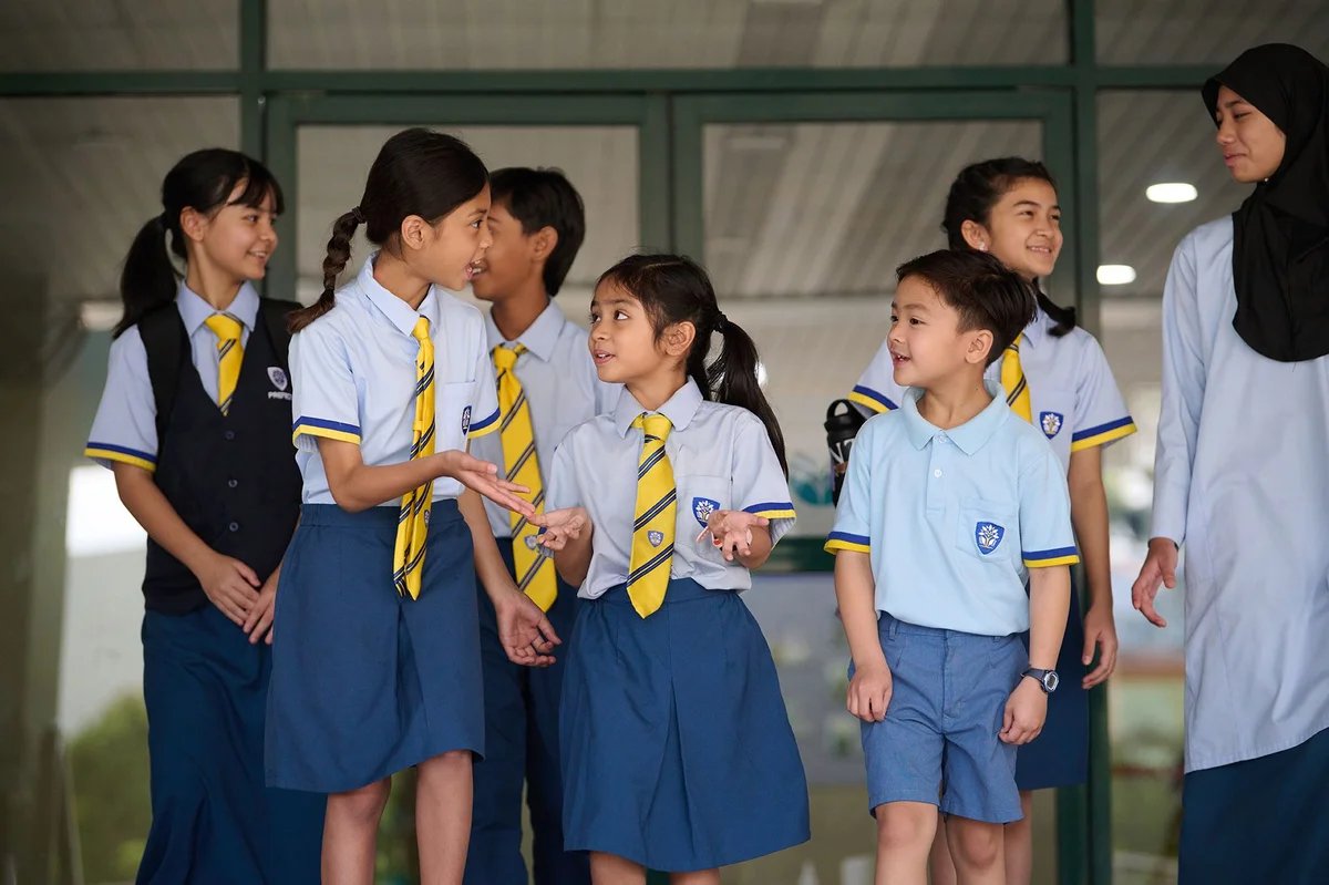 Asia Pacific School students discussing