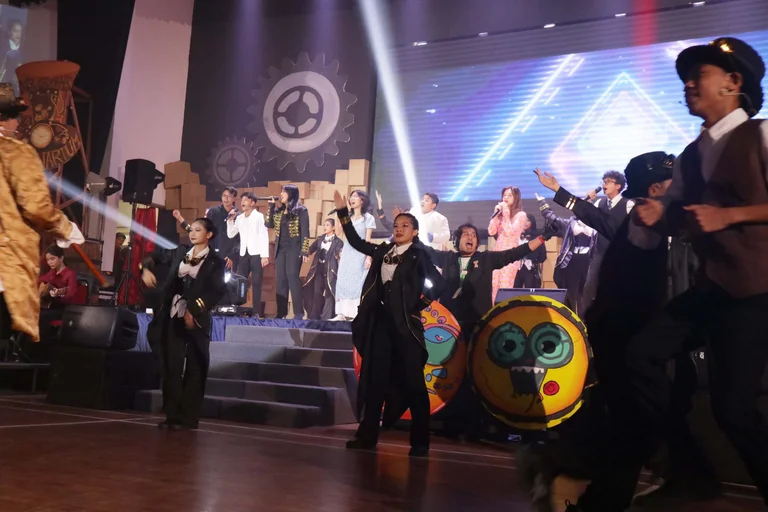 Kids doing a musical show